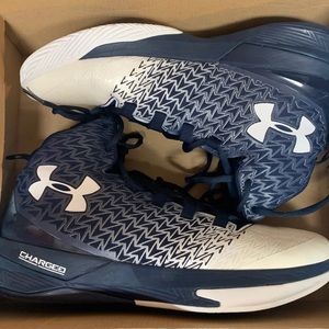 under Armour Basketball Shoes